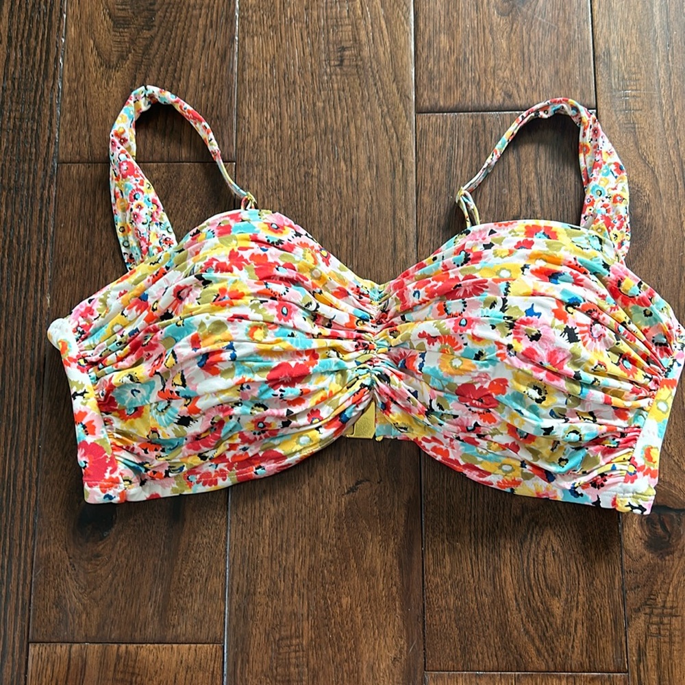 Women’s swim top